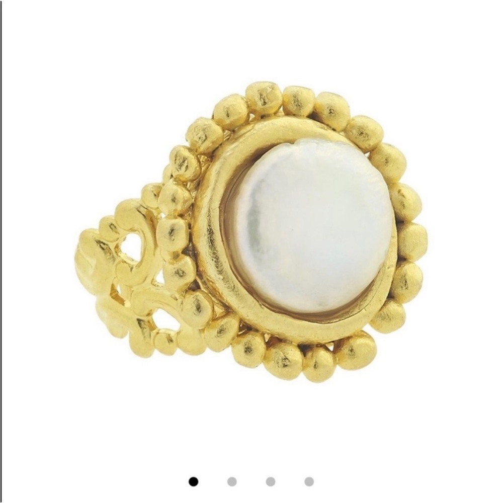 Susan Shaw Gold and Pearl Ring